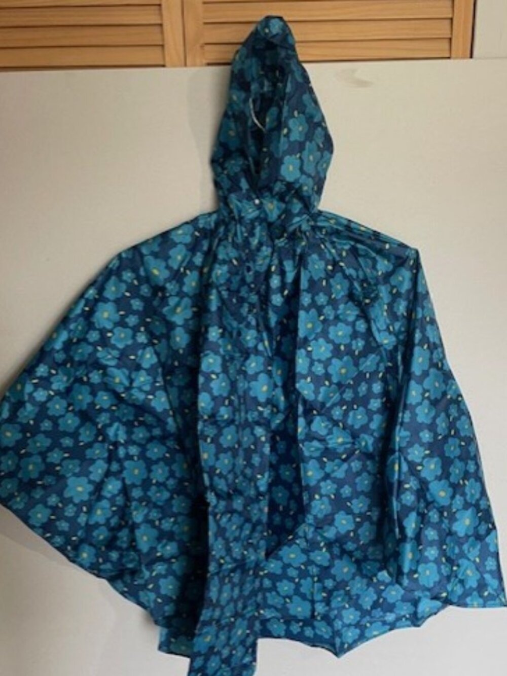 Hooded poncho